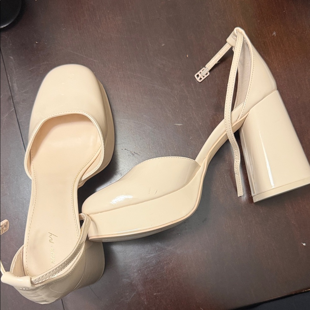 Circus by Sam Edelman Platform Heels